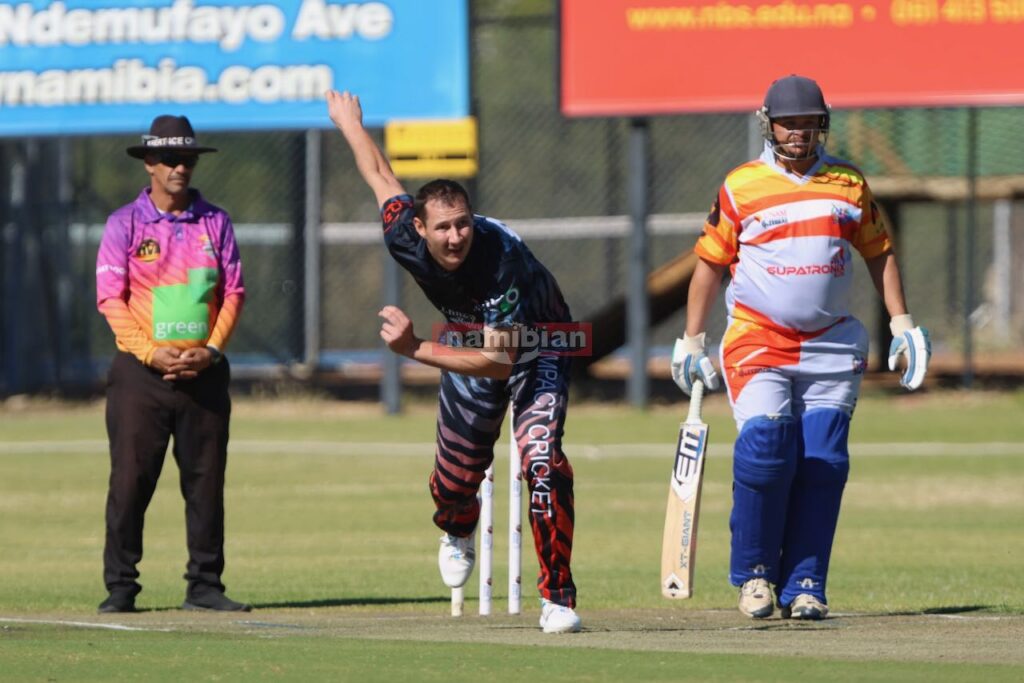 Mambas, Bulls set the pace