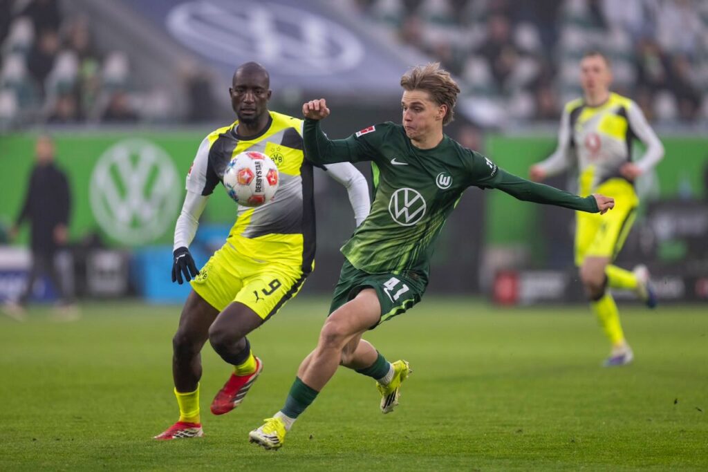 Wobbling Wolfsburg face uphill battle against Bayern