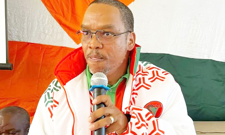 Swartbooi flees chaotic Keetmans meeting