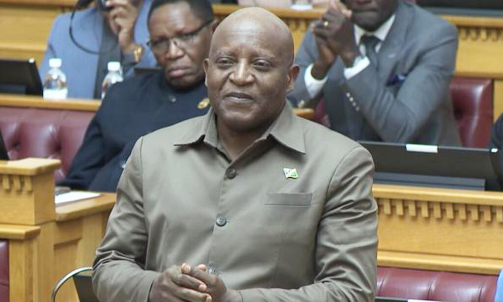 Ngurare a pula eleloodoolopa loshilando li fimaneke eemumbwe doshiwana
