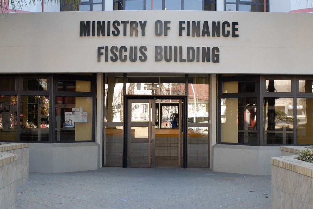 Govt debt to local banks climbs to N$52.4 billion