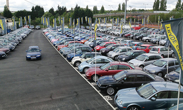 Old car import ban backfires – finance minister