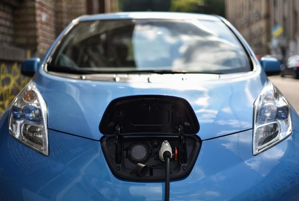 Govt launches electric vehicle charging station pilot
