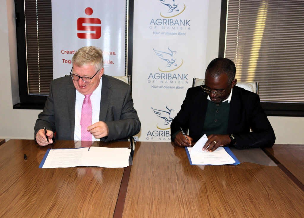 Agribank, German development group sign partnership deal