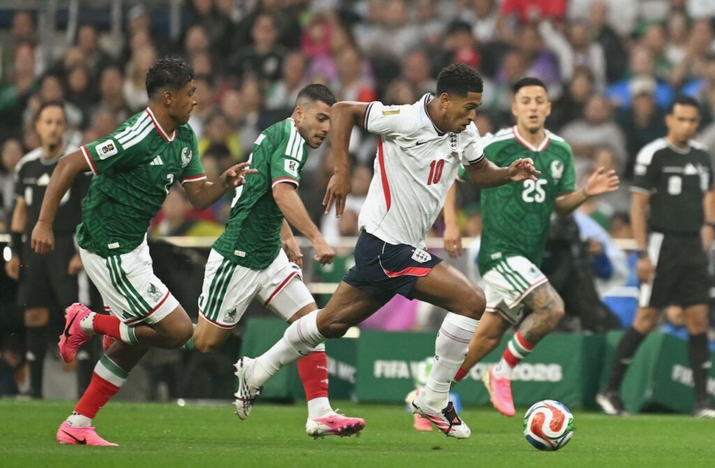 Bellingham powers 10-man England past Mexico, into World Cup quarters