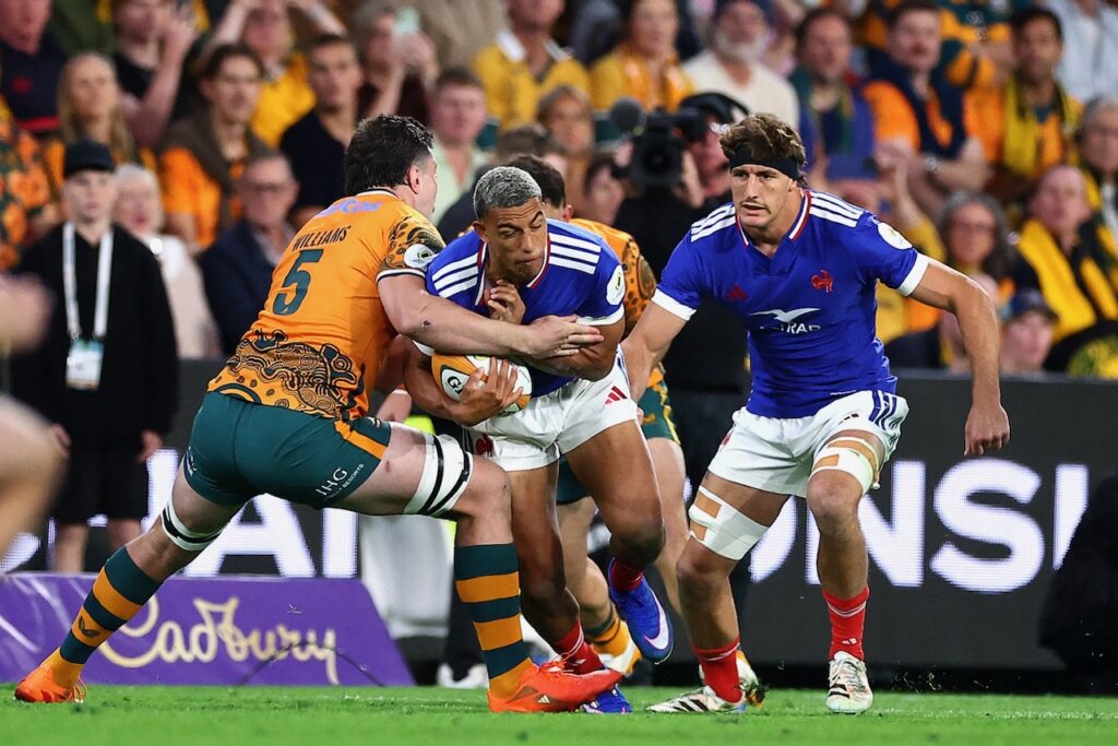 France roar back to overwhelm Australia 42-26 in Nations Championship