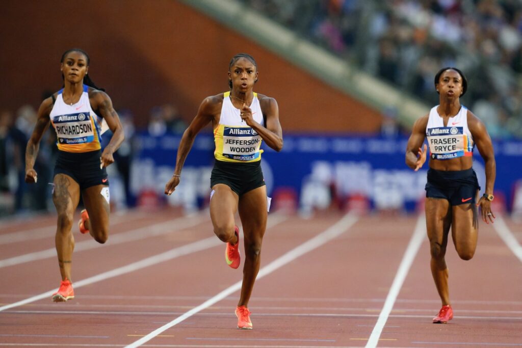 Jefferson Wooden holds off Richardson for Eugene 100m win