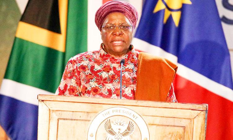Nandi-Ndaitwah a pula elunduluko loipindi pokati kaNamibia naSouth Africa