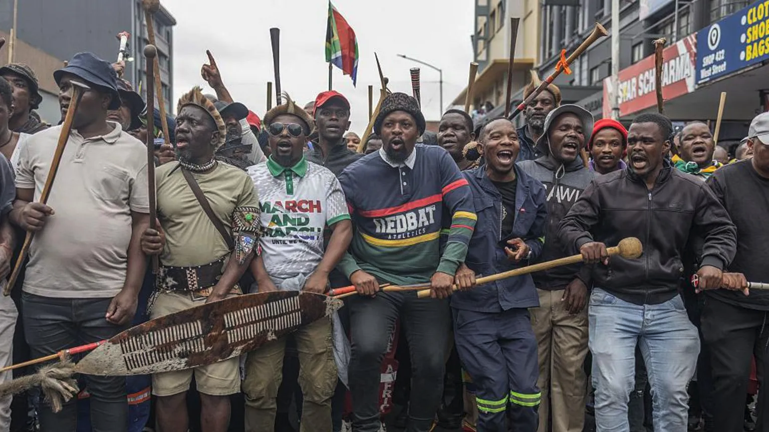 South Africa and Ghana in diplomatic row over alleged killing of migrant