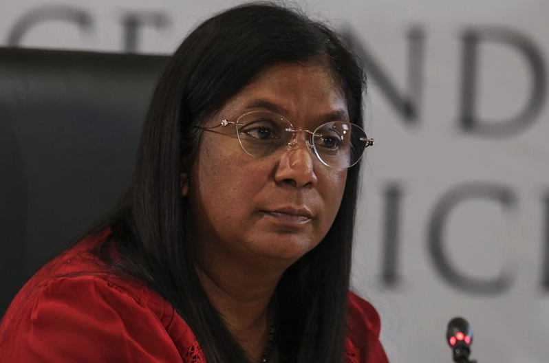 Ramaphosa agrees to Andrea Johnson vacating her Idac post immediately