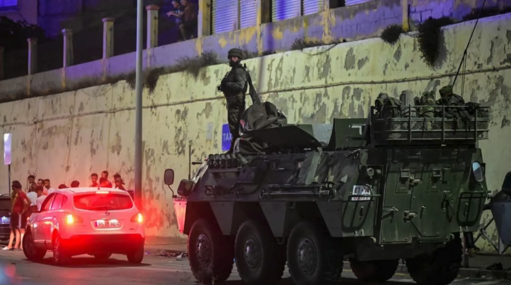 Spain sending troops as thousands enter enclave of Ceuta from Morocco