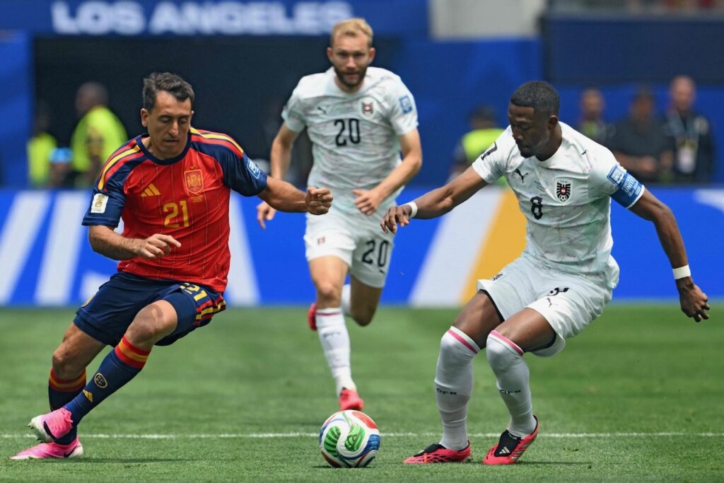 Spain ease past Austria with 3-0 World Cup win