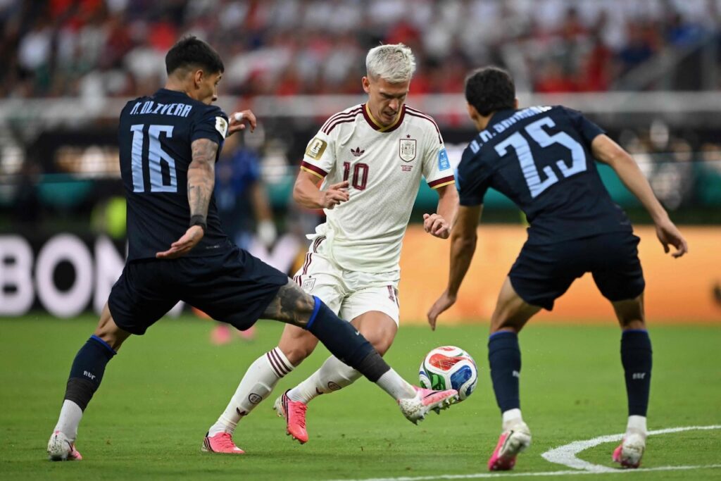 Spain, Portugal eye World Cup last 16