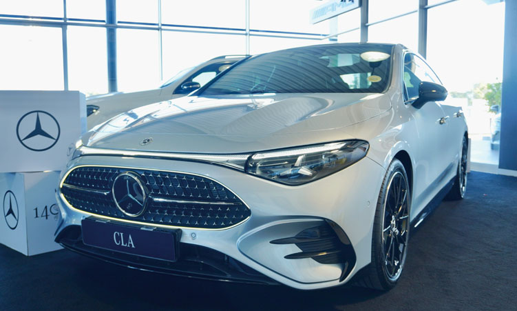 Mercedes unveils sleek, surprising CLA 200