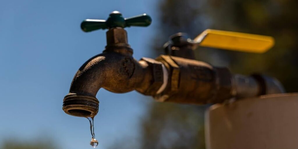 City warns against illegal water connections