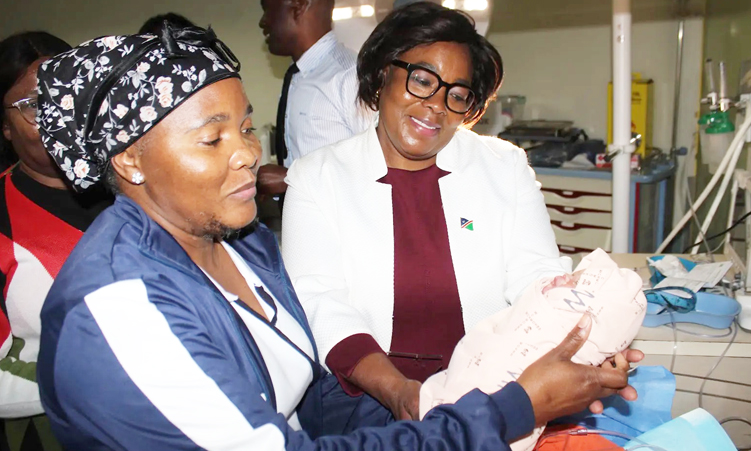 Breastfeeding at work: Ministry urges employers to support mothers