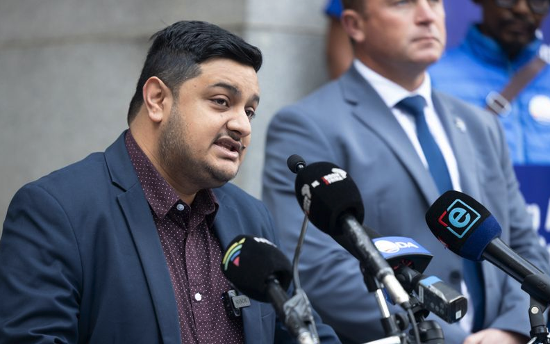 Unpacked: Each party’s arguments in the Expropriation Act case