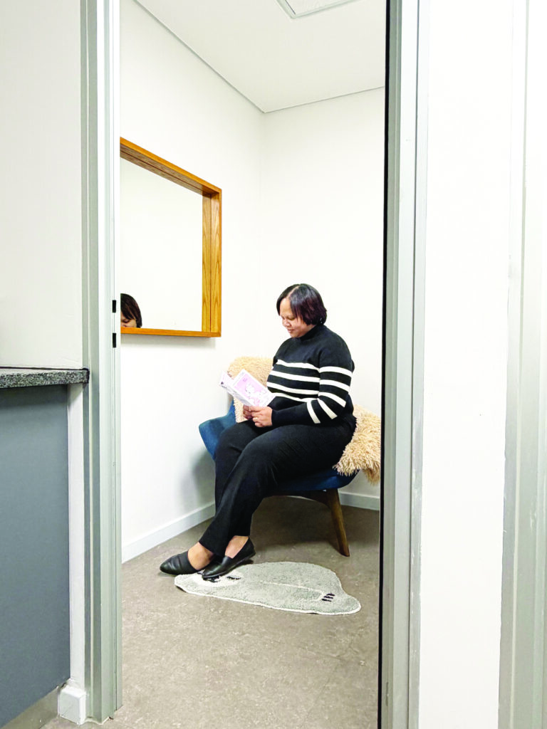 Bank creates breastfeeding rooms for mommies during work