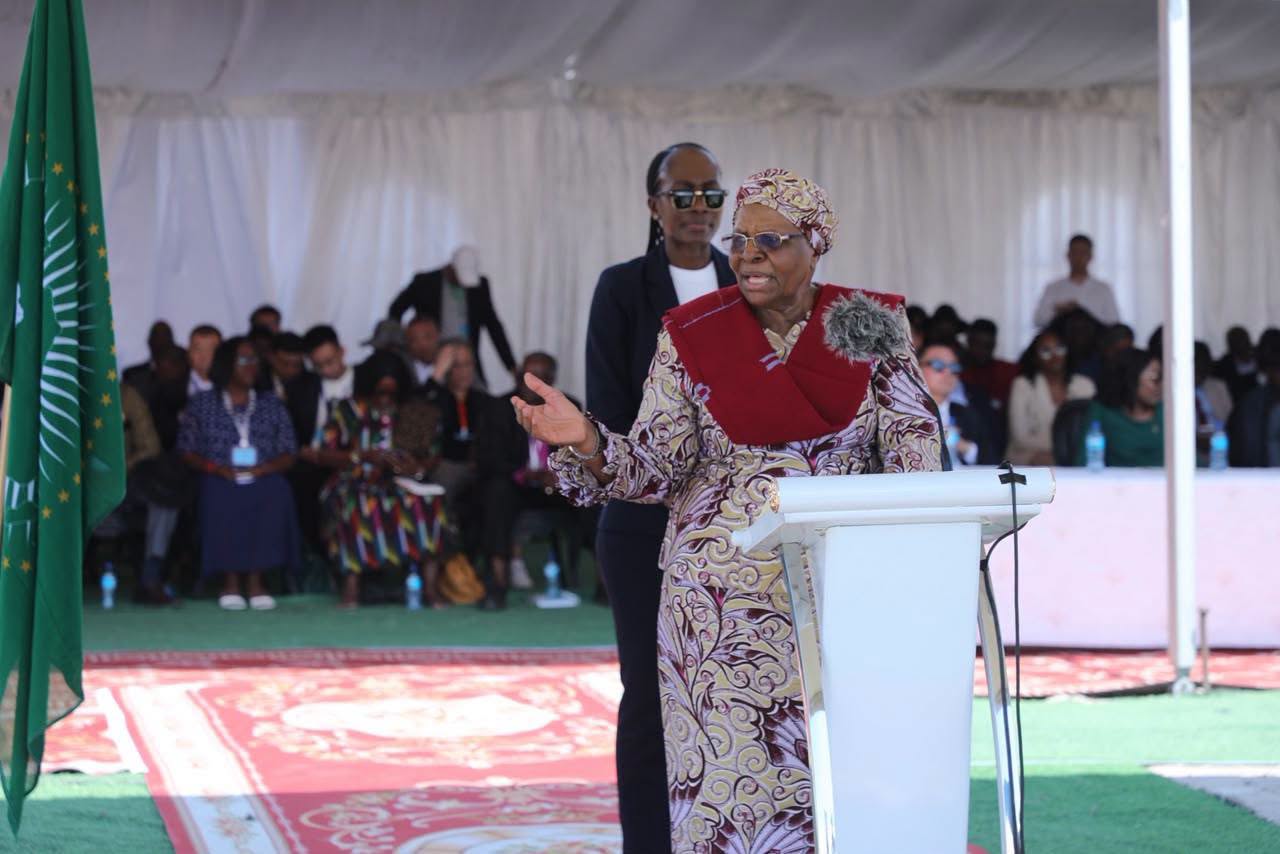 President opens Helao Nafidi Sports Centre, calls for investment in sporting talent