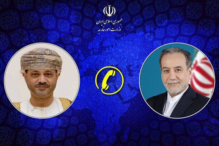 Iranian, Omani FMs discuss Hormuz Strait traffic management over phone