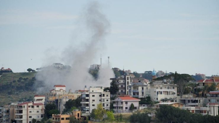 Israeli airstrikes kill 18, injure 33 in southern Lebanon