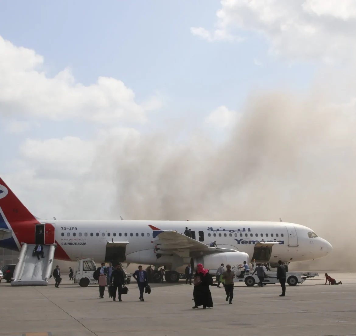 Yemen shuts gov’t-held airports as tensions flare up over Iranian plane