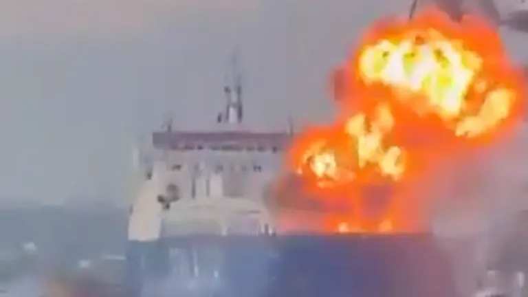 2 tankers damaged in Russia’s Rostov region amid drone attack