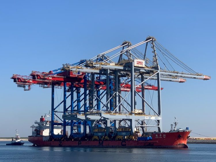 Qatar resumes maritime navigation after precautionary suspension