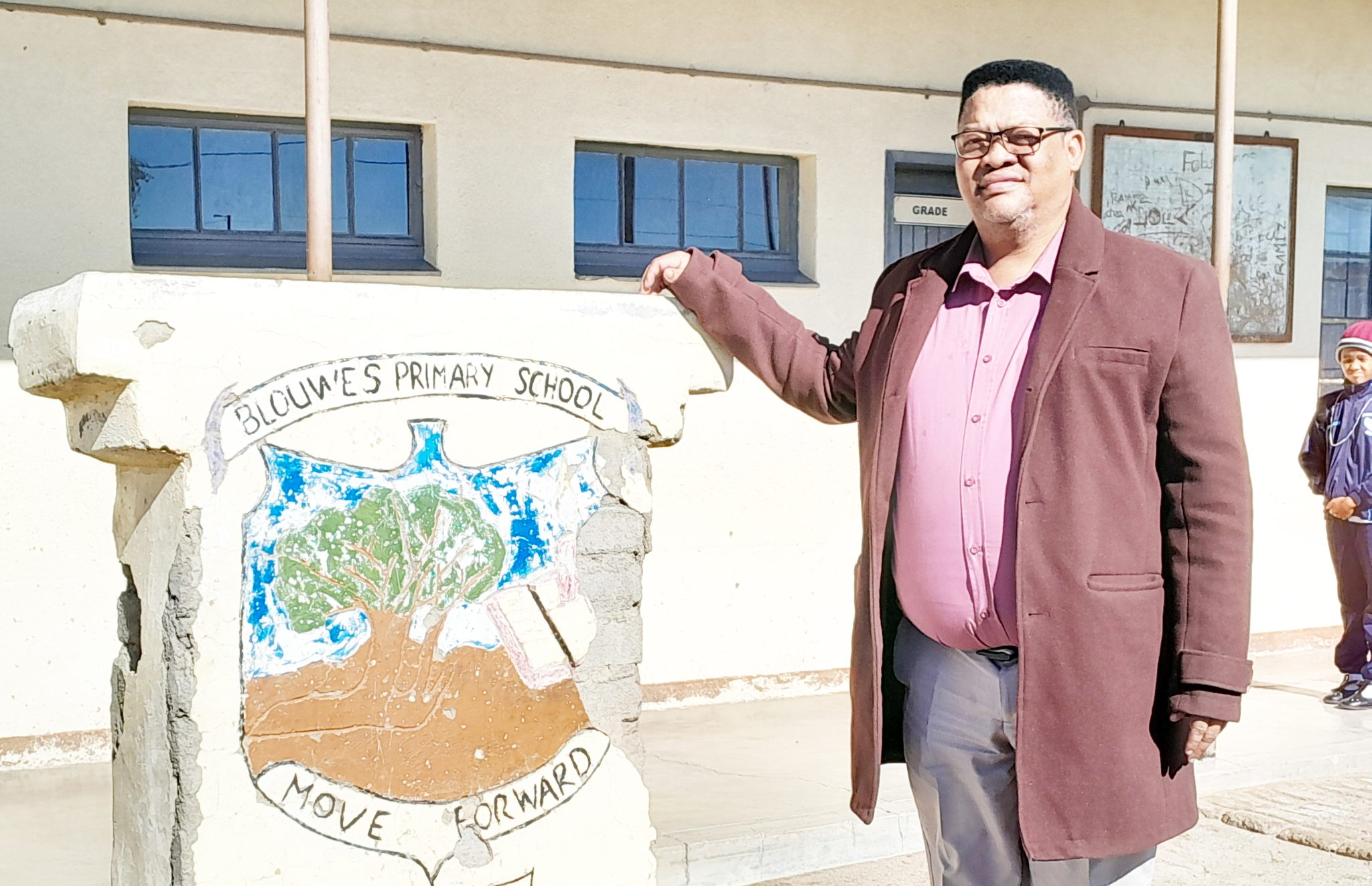 Passion drives Blouwes principal to soldier on