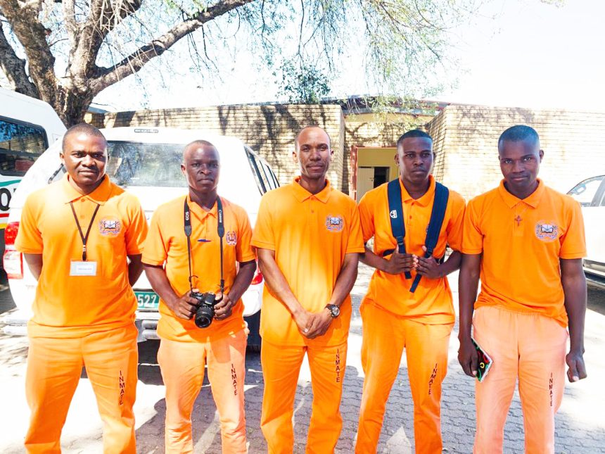 Ovanadolongo va twa ovahongwa omukumo va angale oimbuluma