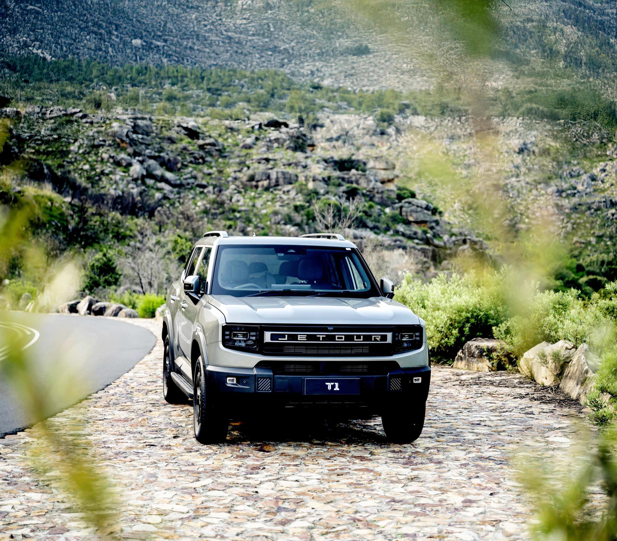 Jetour hits 700 000 T-series global sales milestone