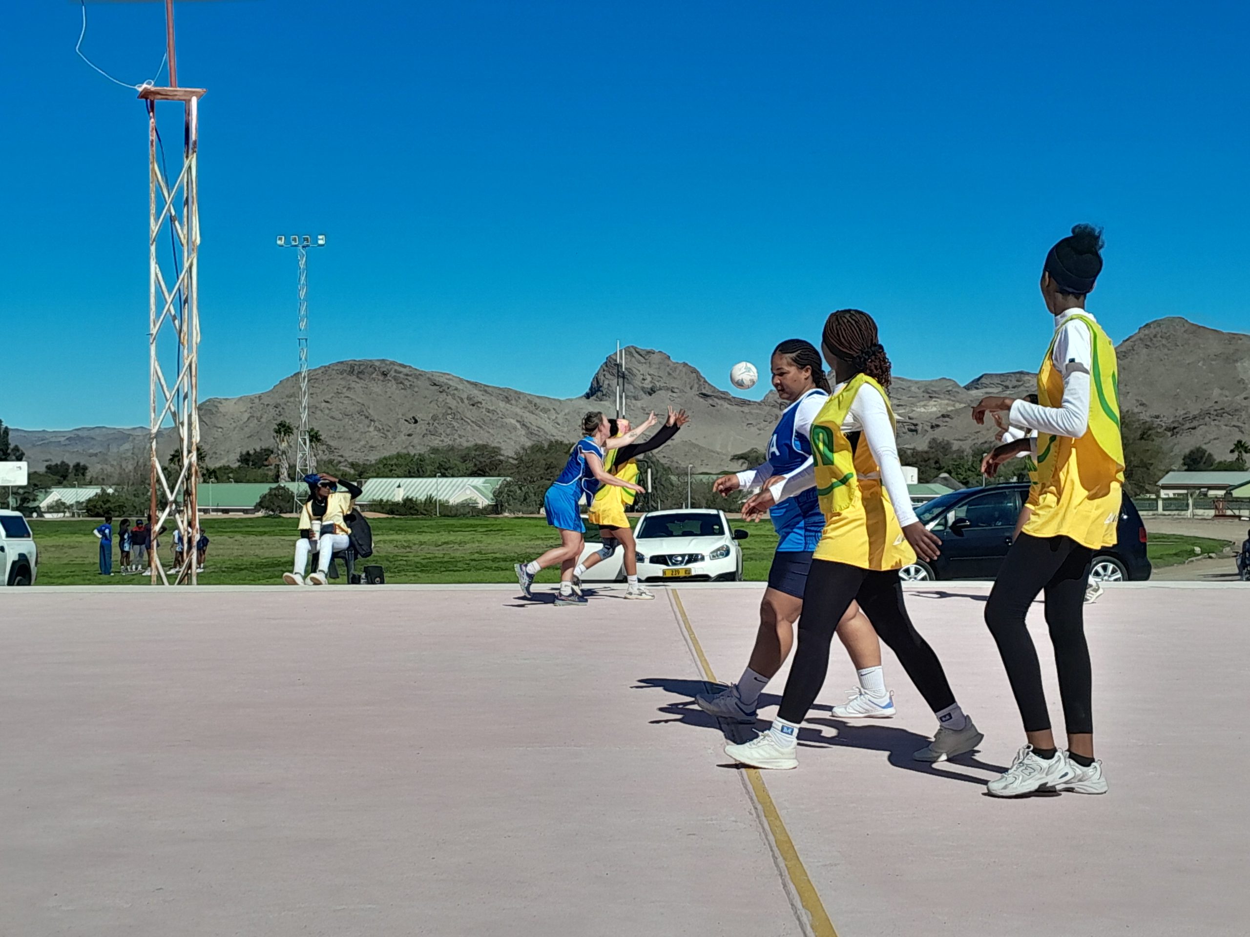 //Kharas netball league kicks off in Rosh Pinah