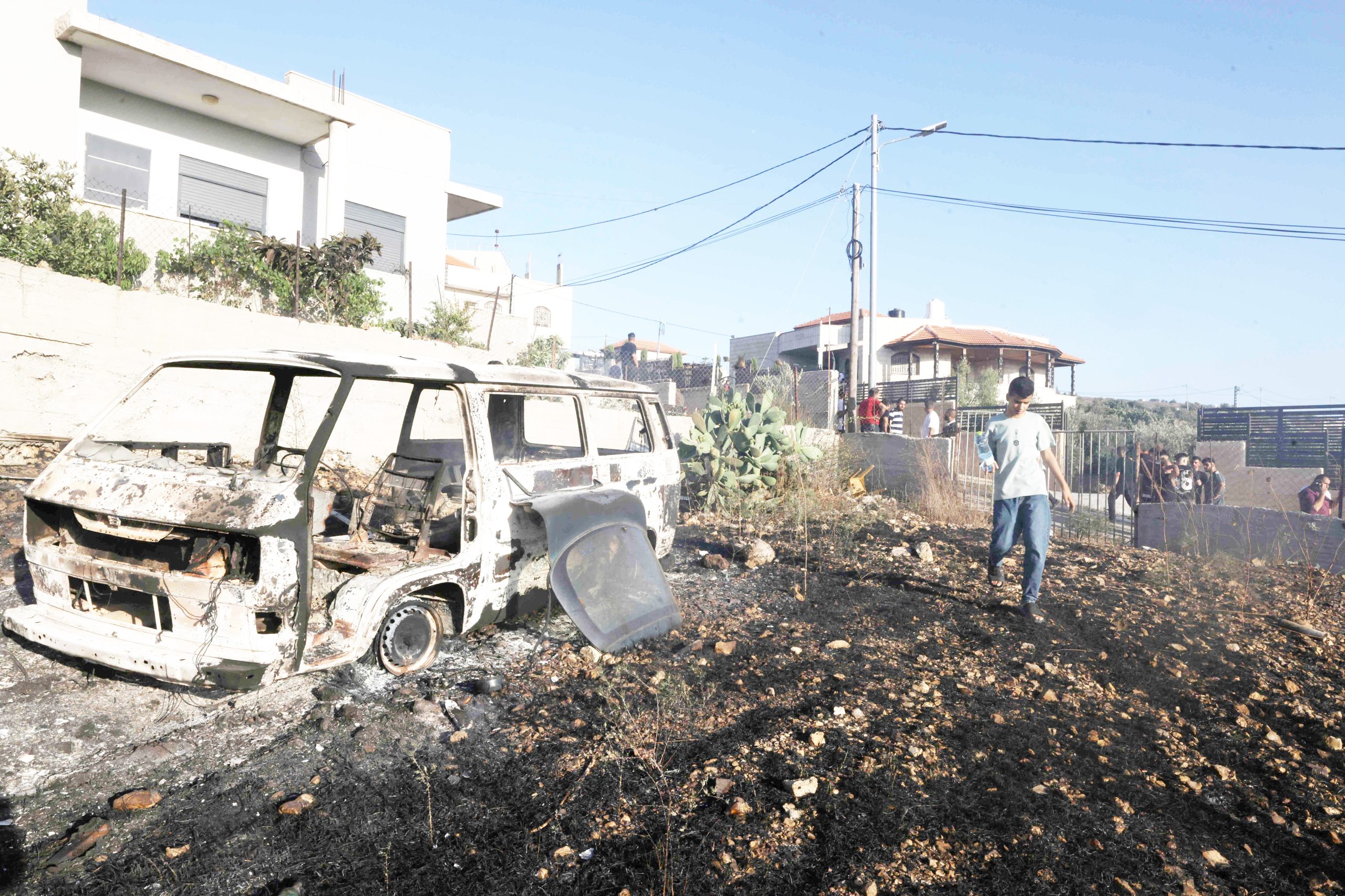 Israeli settlers torch 2 mosques in West Bank