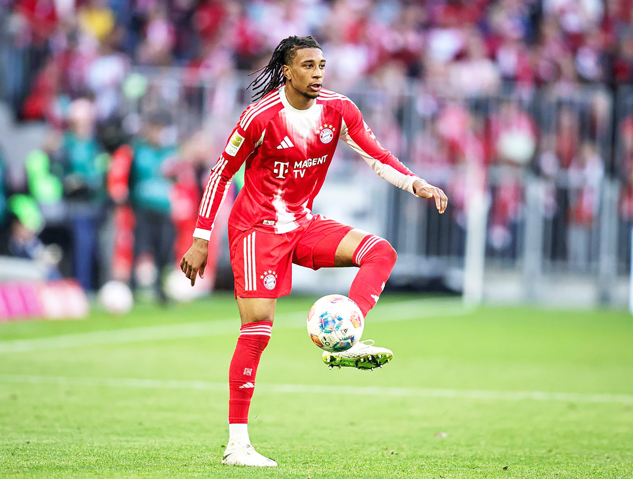 Bayern CEO dismisses Michael Olise transfer rumours
