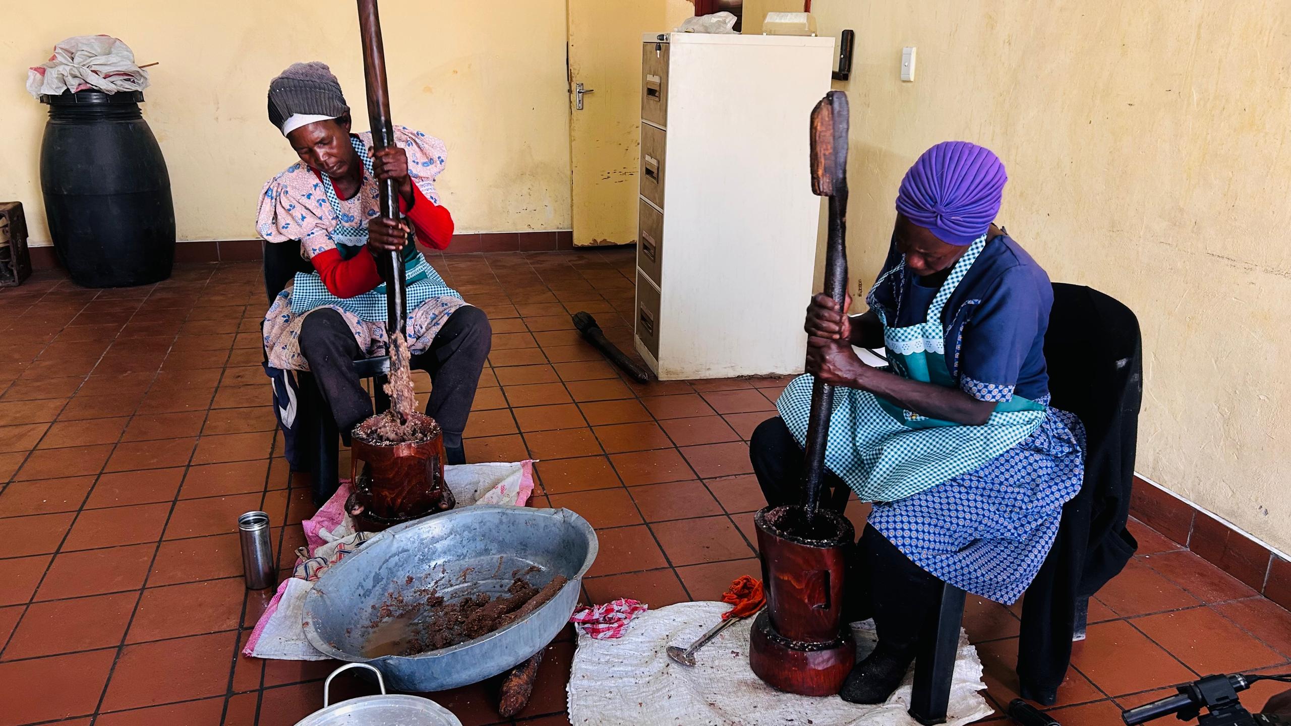 Oproyeka yondjove tai tula omboloto poshitaafula