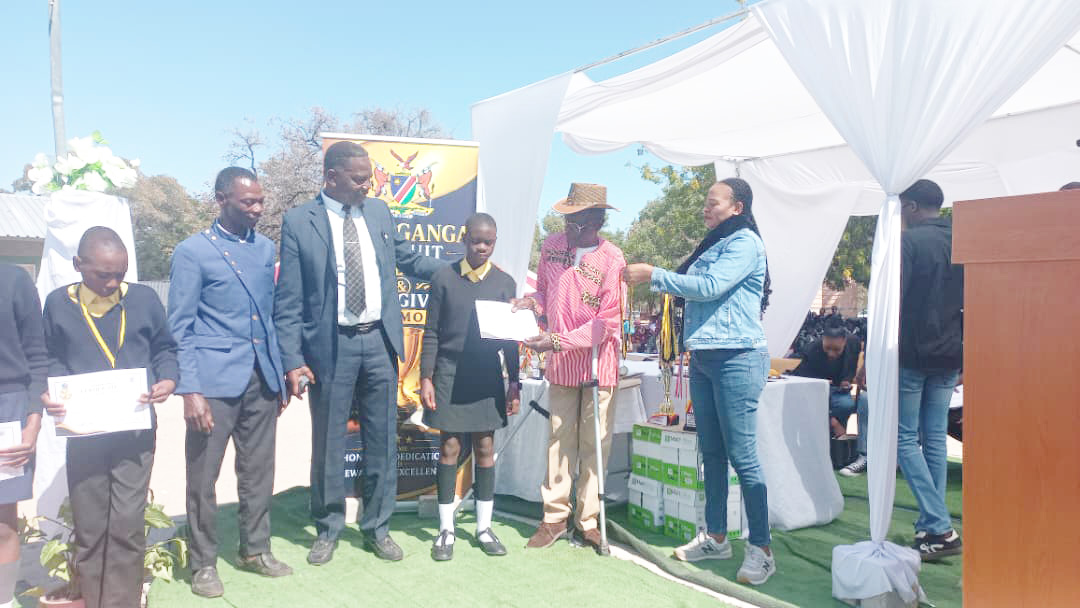 Learners, teachers shine at Onambutu awards