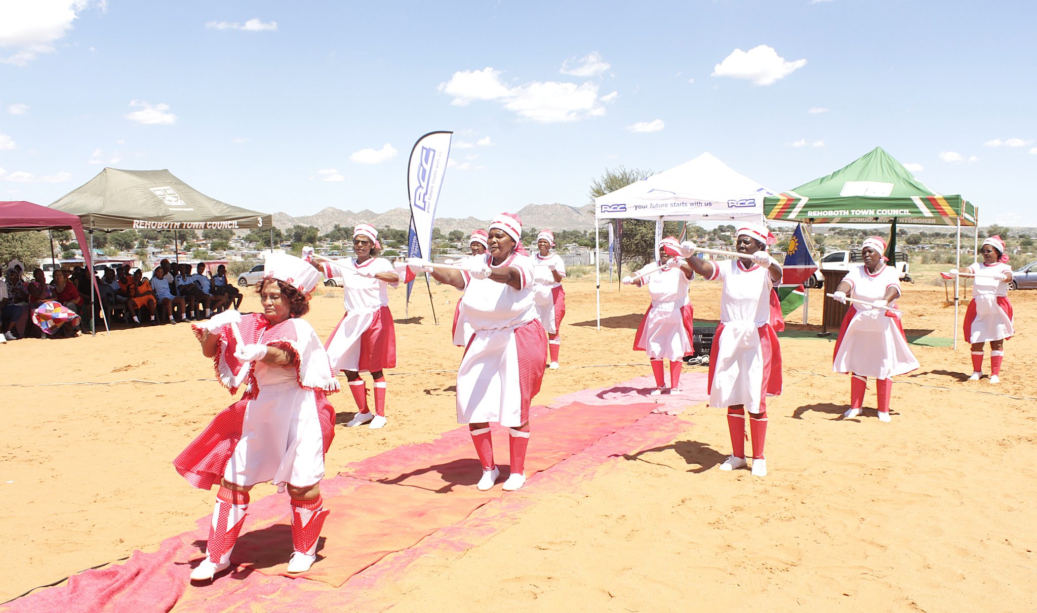 Tamboernooitjies seniors take centre stage