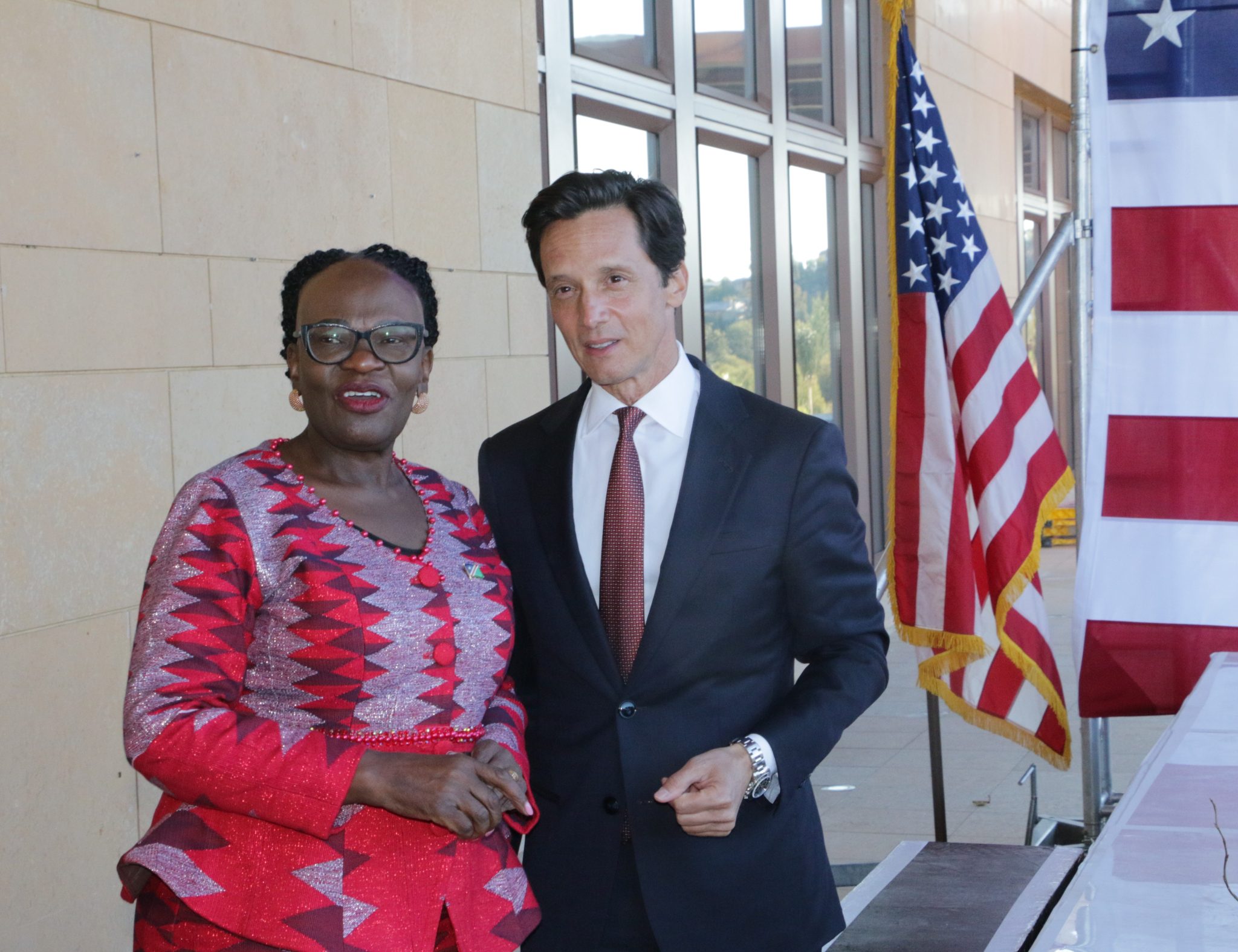 Namibiab ge !âǀhuru-aosisa US ǀkha ra ǂhâba