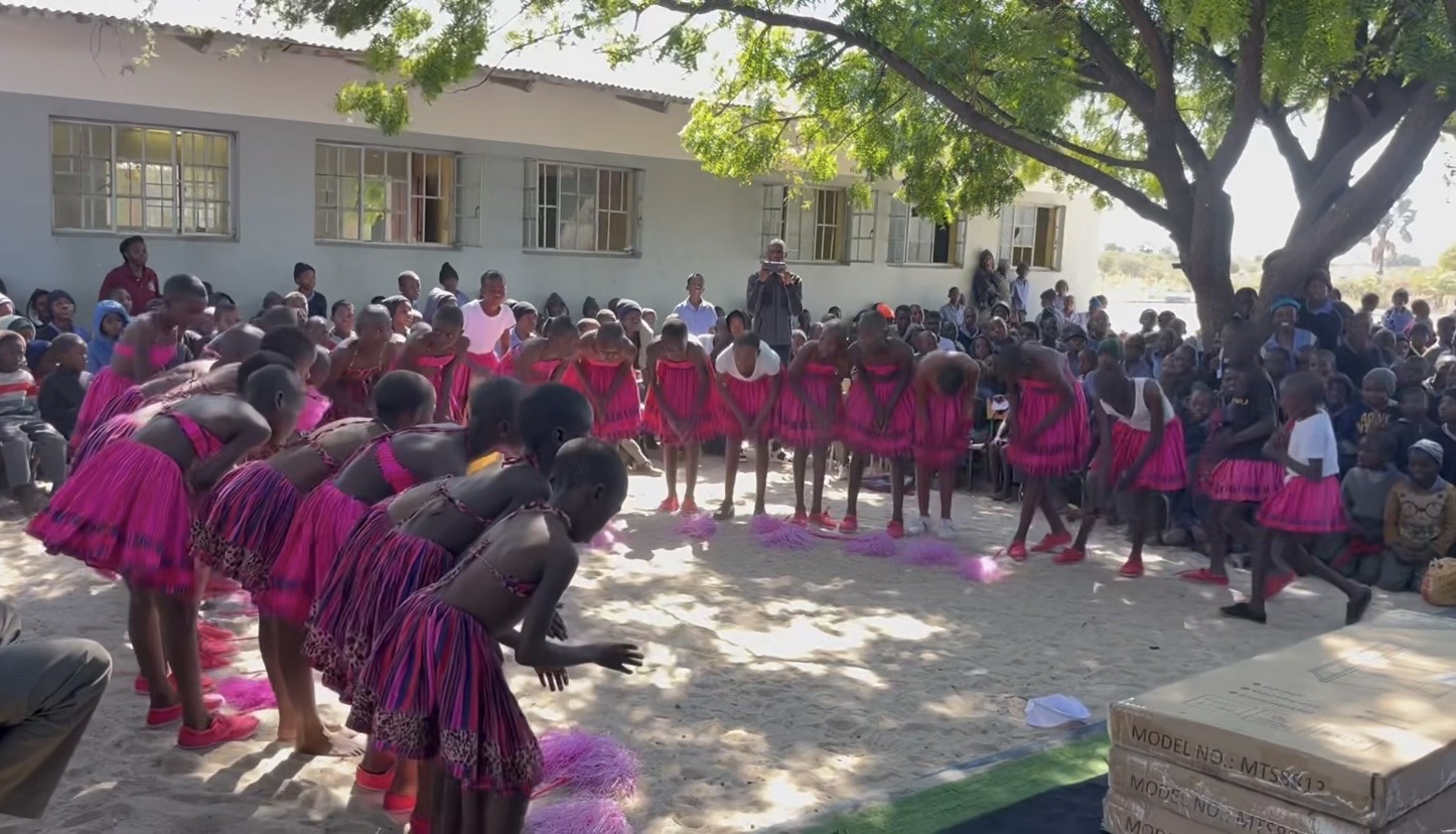 Brama fishing donates laptops to Oshilungi school