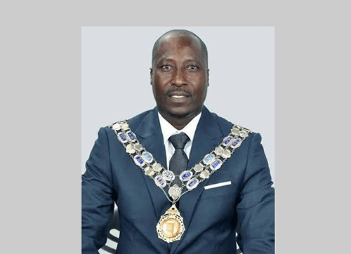 City eyes expanding informal markets