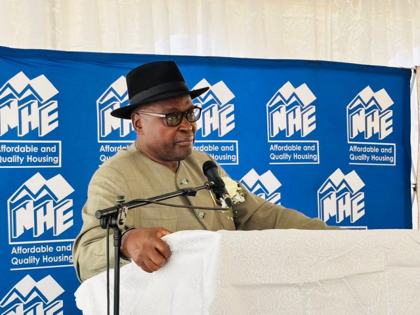 /Khomanin takes swipe at Sankwasa