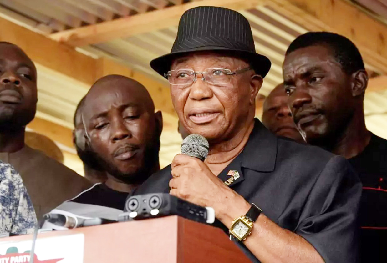 Liberia sacks a dozen govt officials after mass drug busts