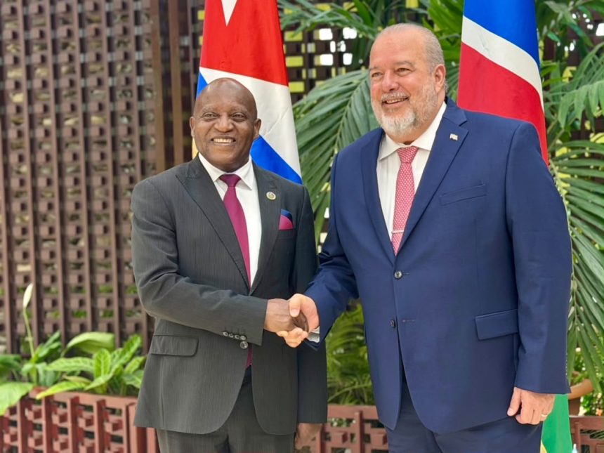 ‘La historia me absolverá’ …Nam, Cuba bolster ties for economic independence