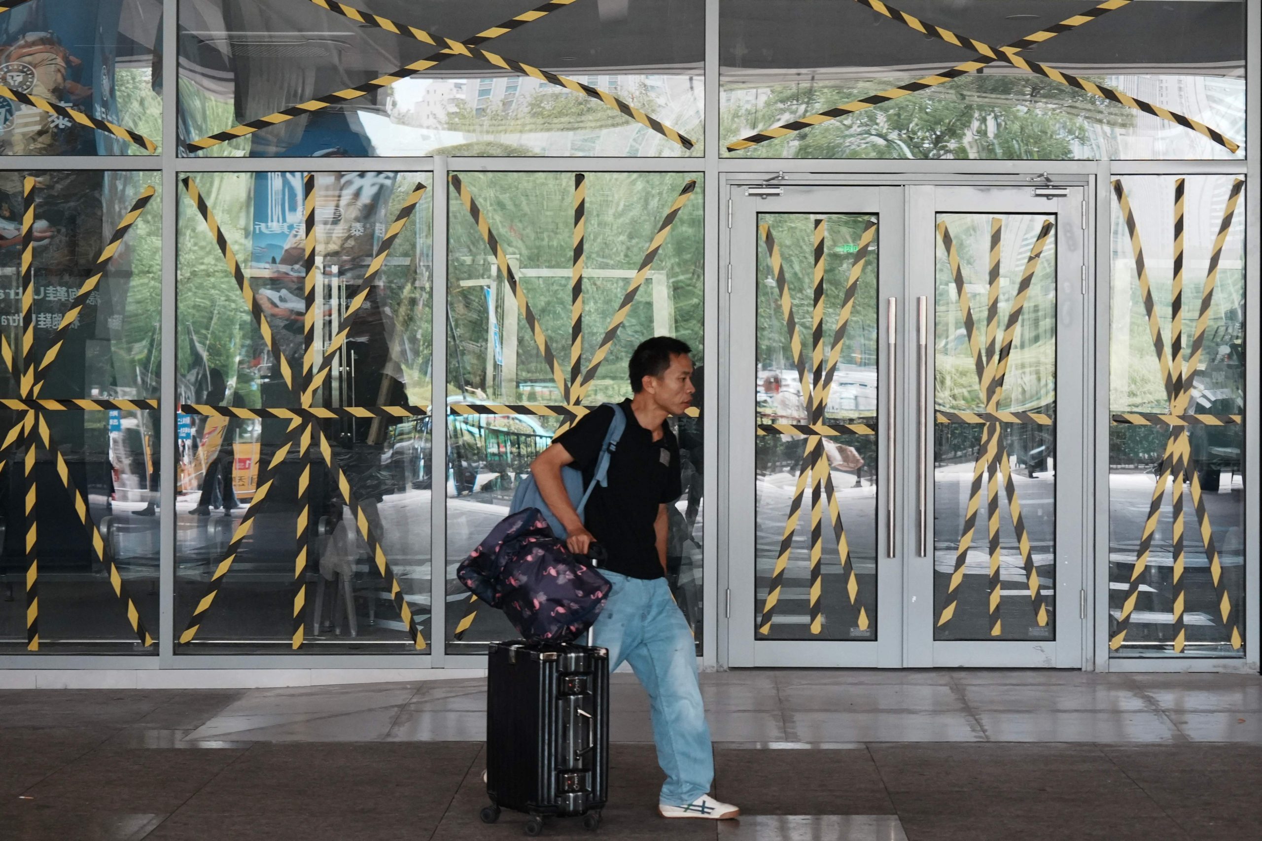 Typhoon Dolphin makes landfall in China after flight cancellations