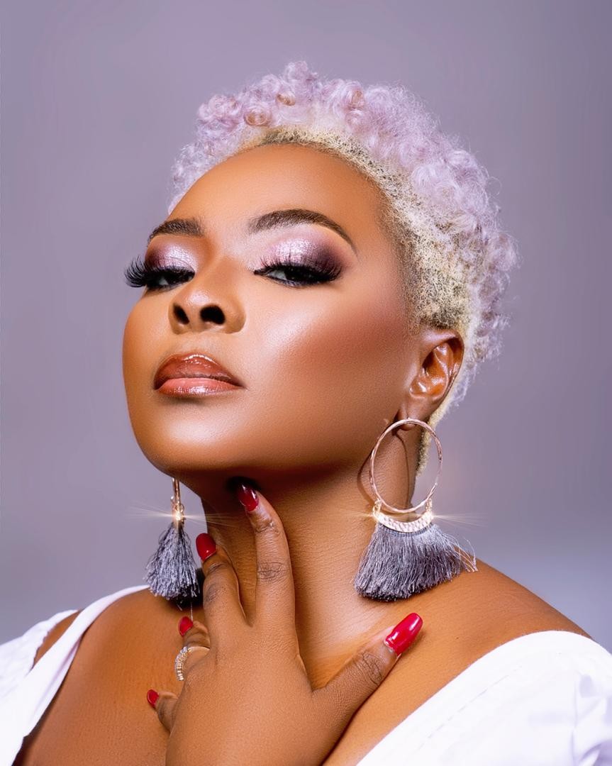 'Aya pon de beat' builds a name in the makeup industry