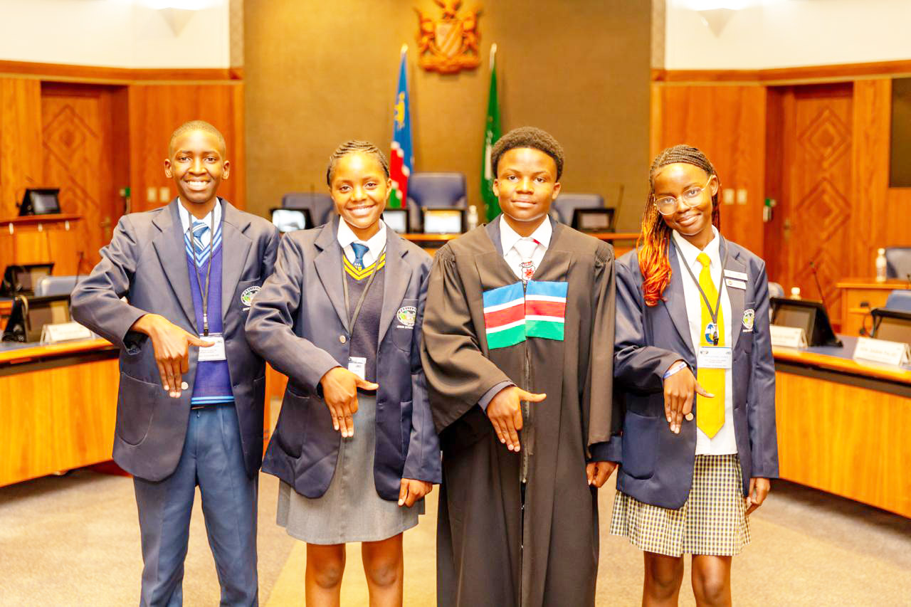 Junior NC places national issues at centre