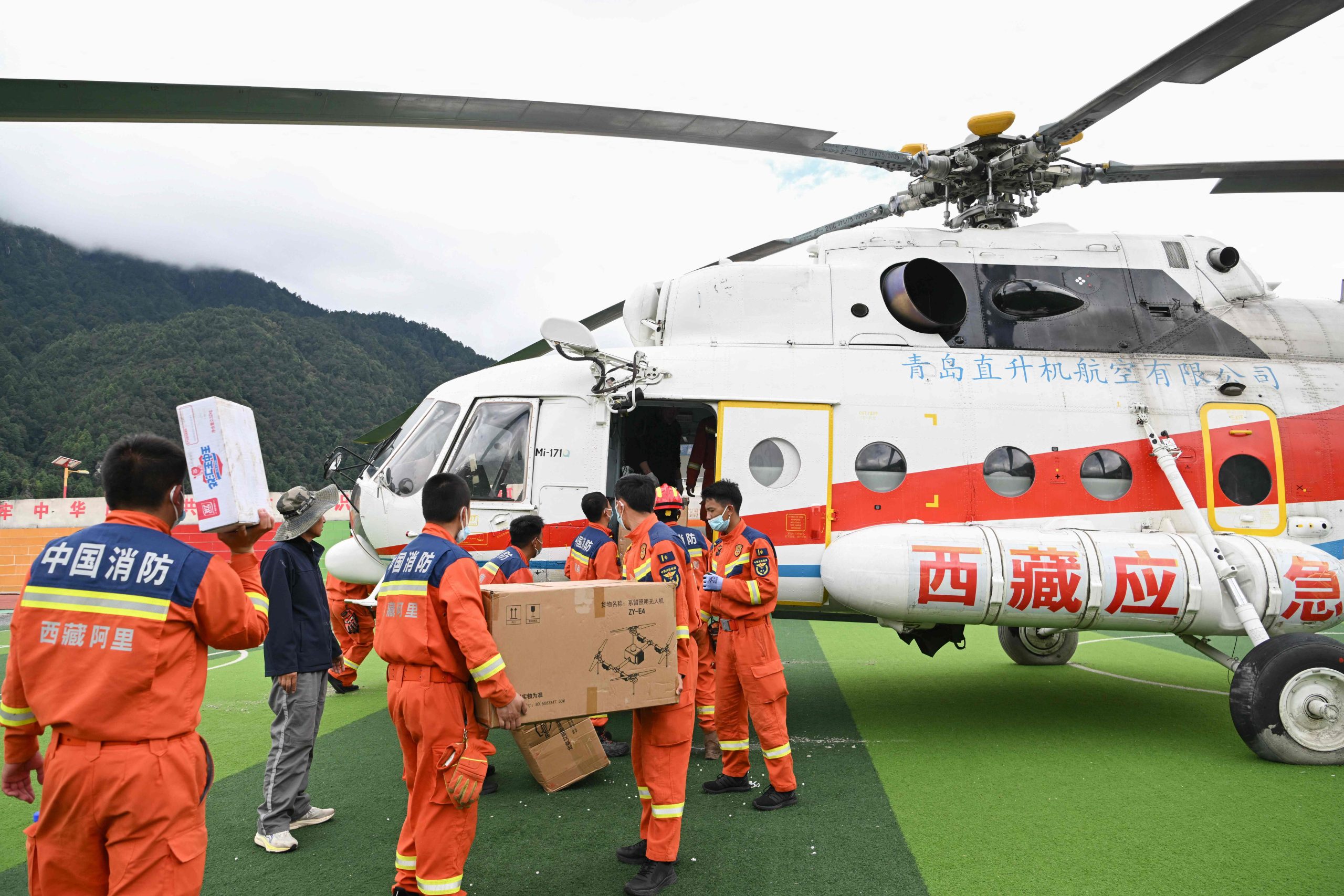 China, Nepal flood toll hits 1 000… tunnel rescue offers last hope