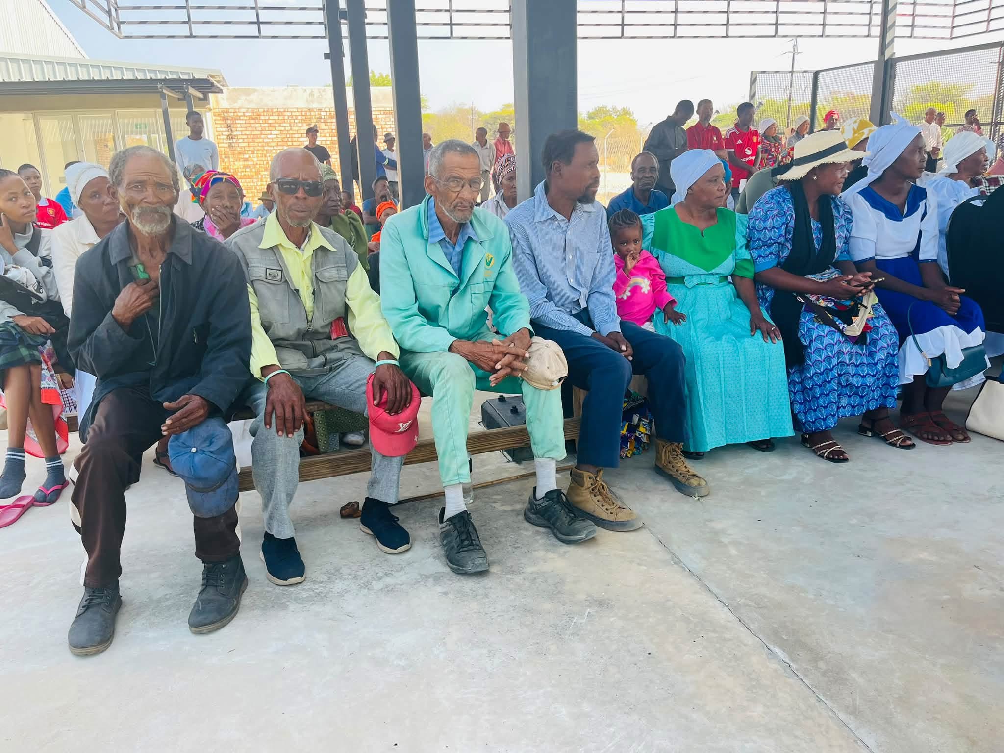 Over 100 resettled at Tsintsabis