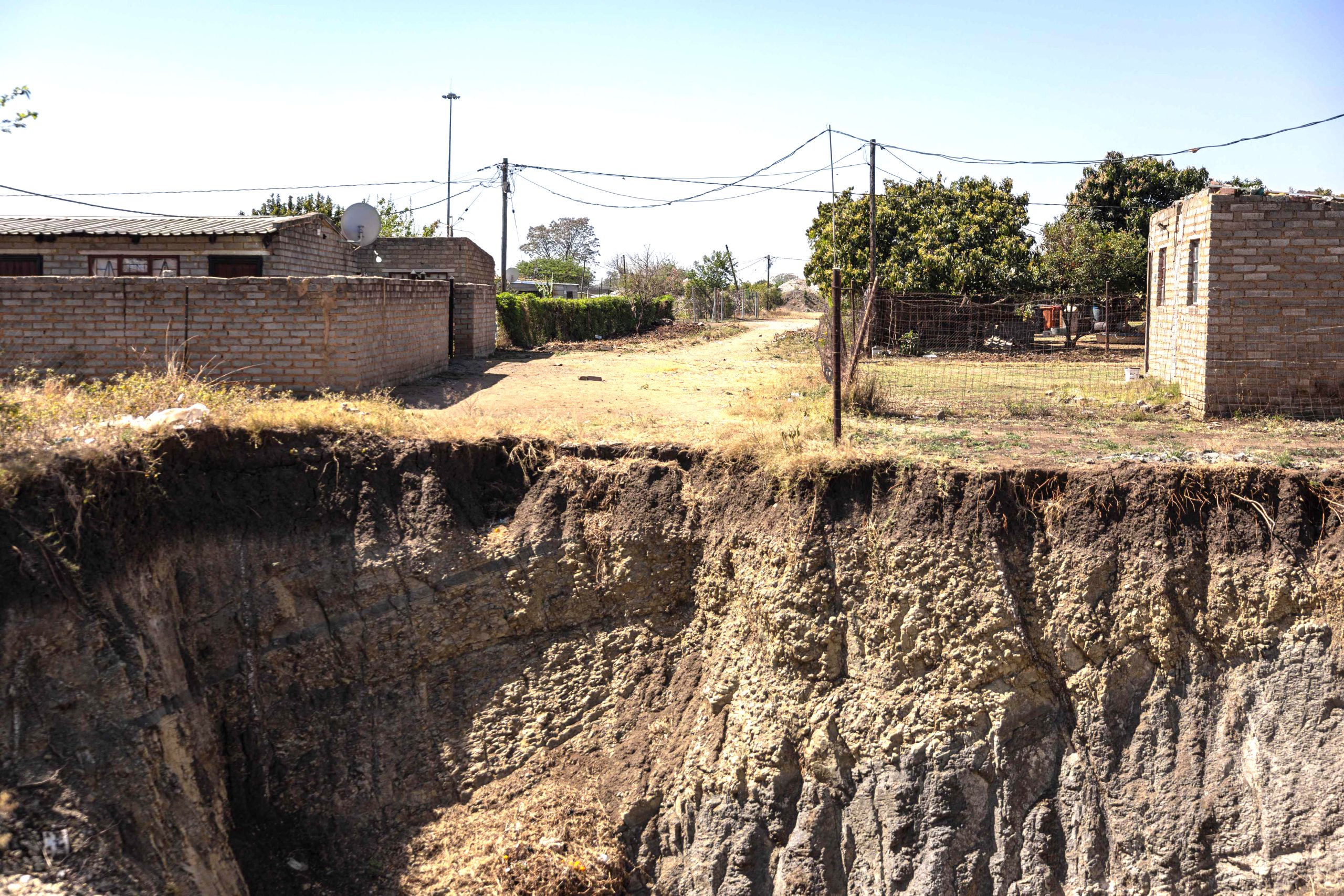 Illegal mining ravages S.Africa’s economic hub