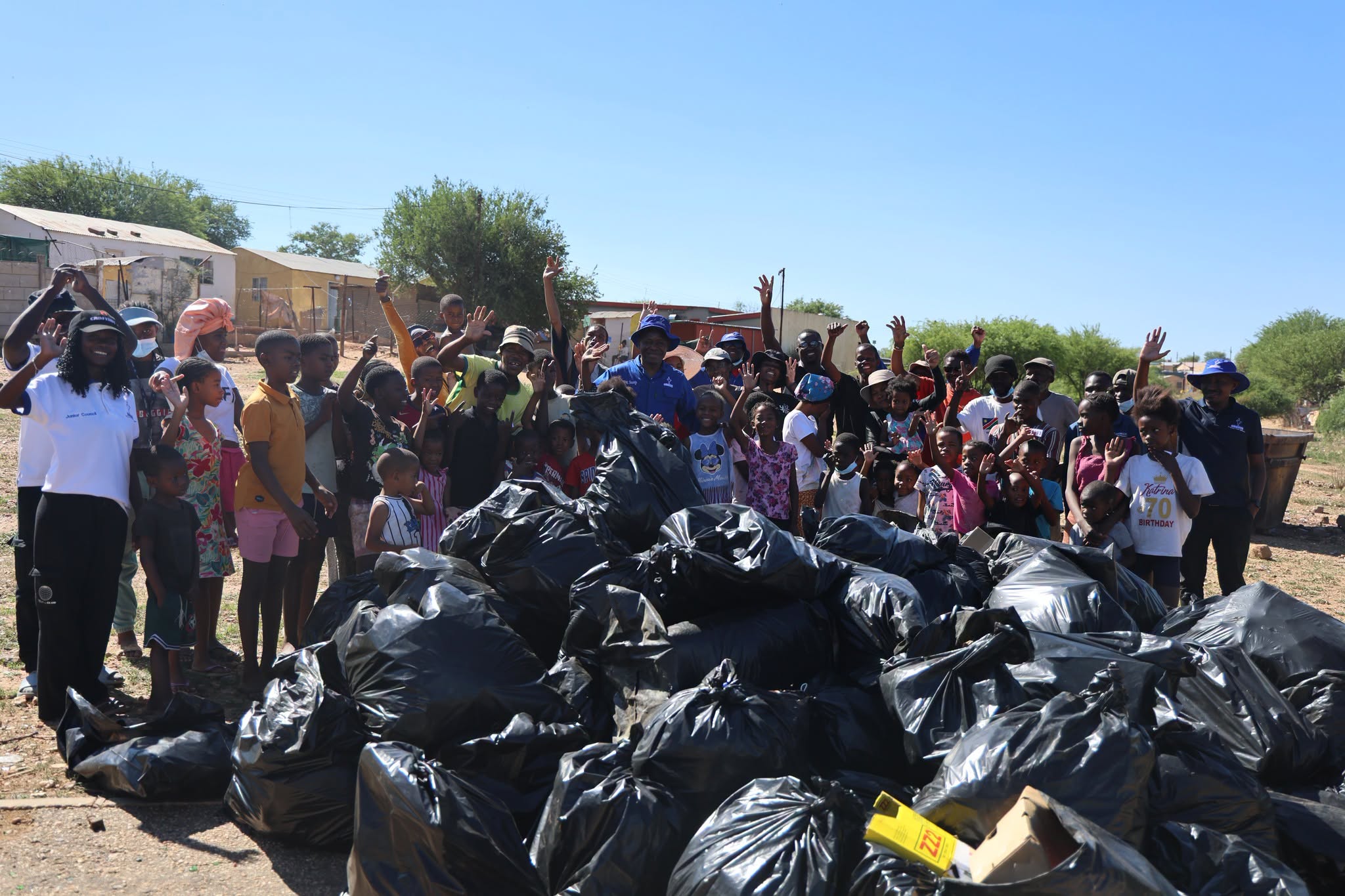 Katutura residents roll up sleeves in Mayoral Clean-Up